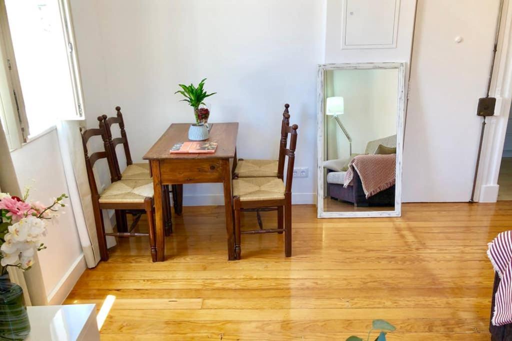 32 3 - Lisbon City Life Private Apartment, Bairro Alto エクステリア 写真