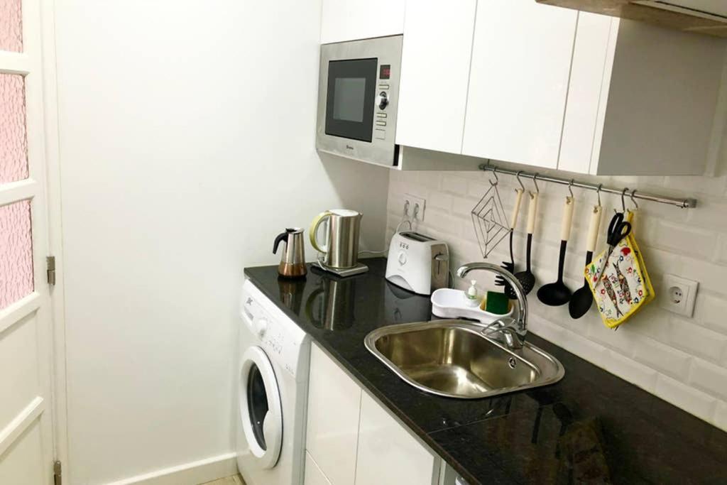 32 3 - Lisbon City Life Private Apartment, Bairro Alto エクステリア 写真