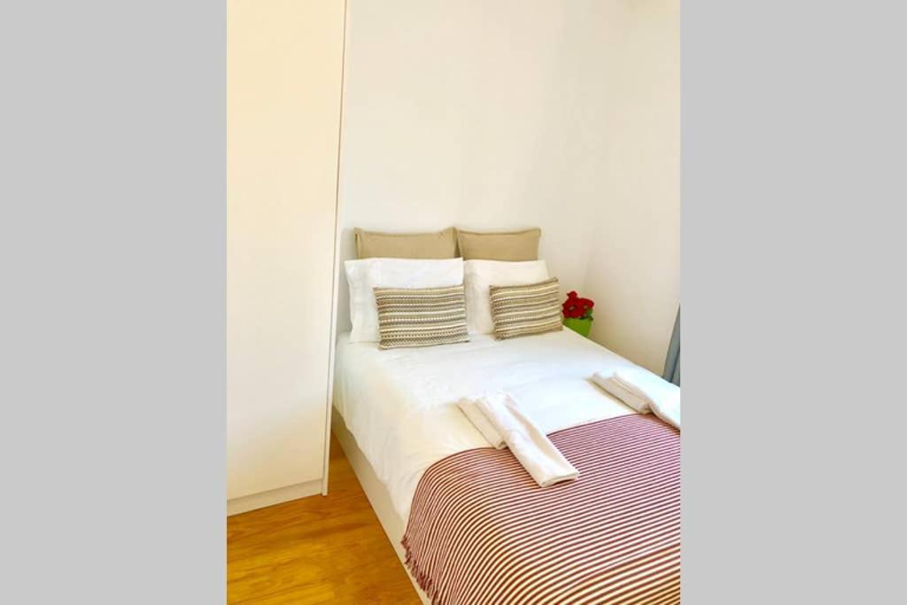 32 3 - Lisbon City Life Private Apartment, Bairro Alto エクステリア 写真